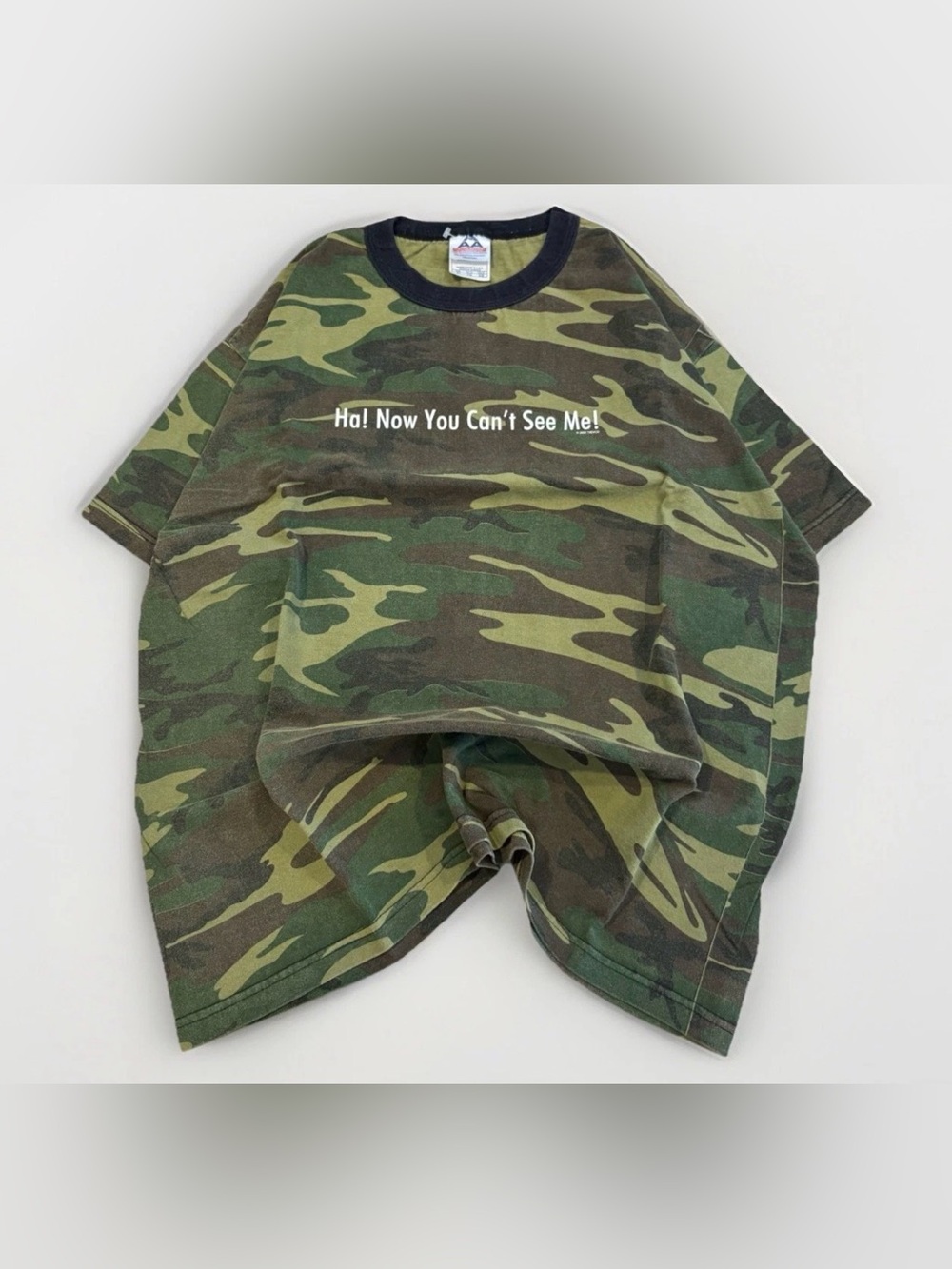 Y2K Ringer T-Shirt Camo “Now You Can’t See Me” Size XL Vintage Tee 2001